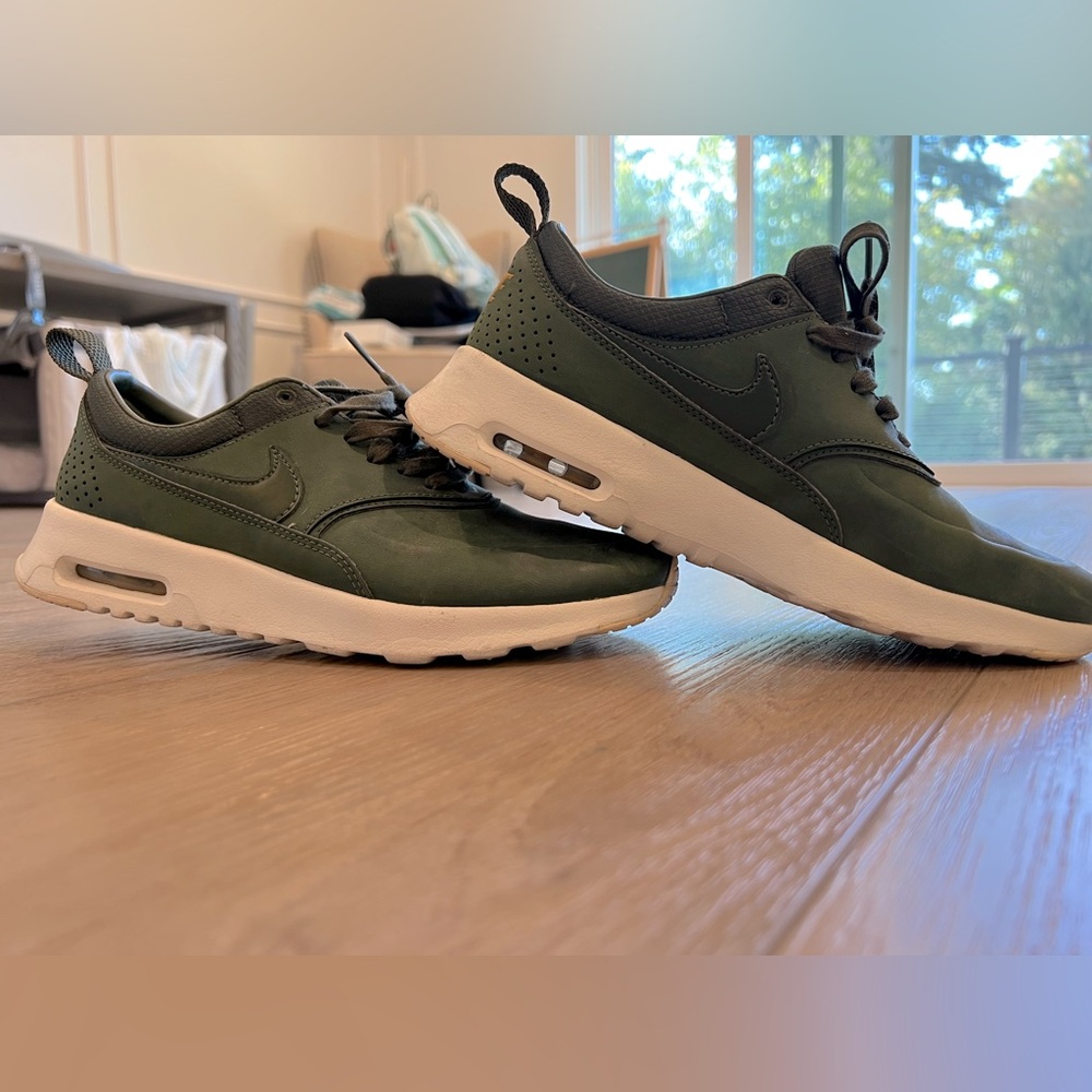 Original Nike Air Max Thea Trainers Green Premium 616729 305
